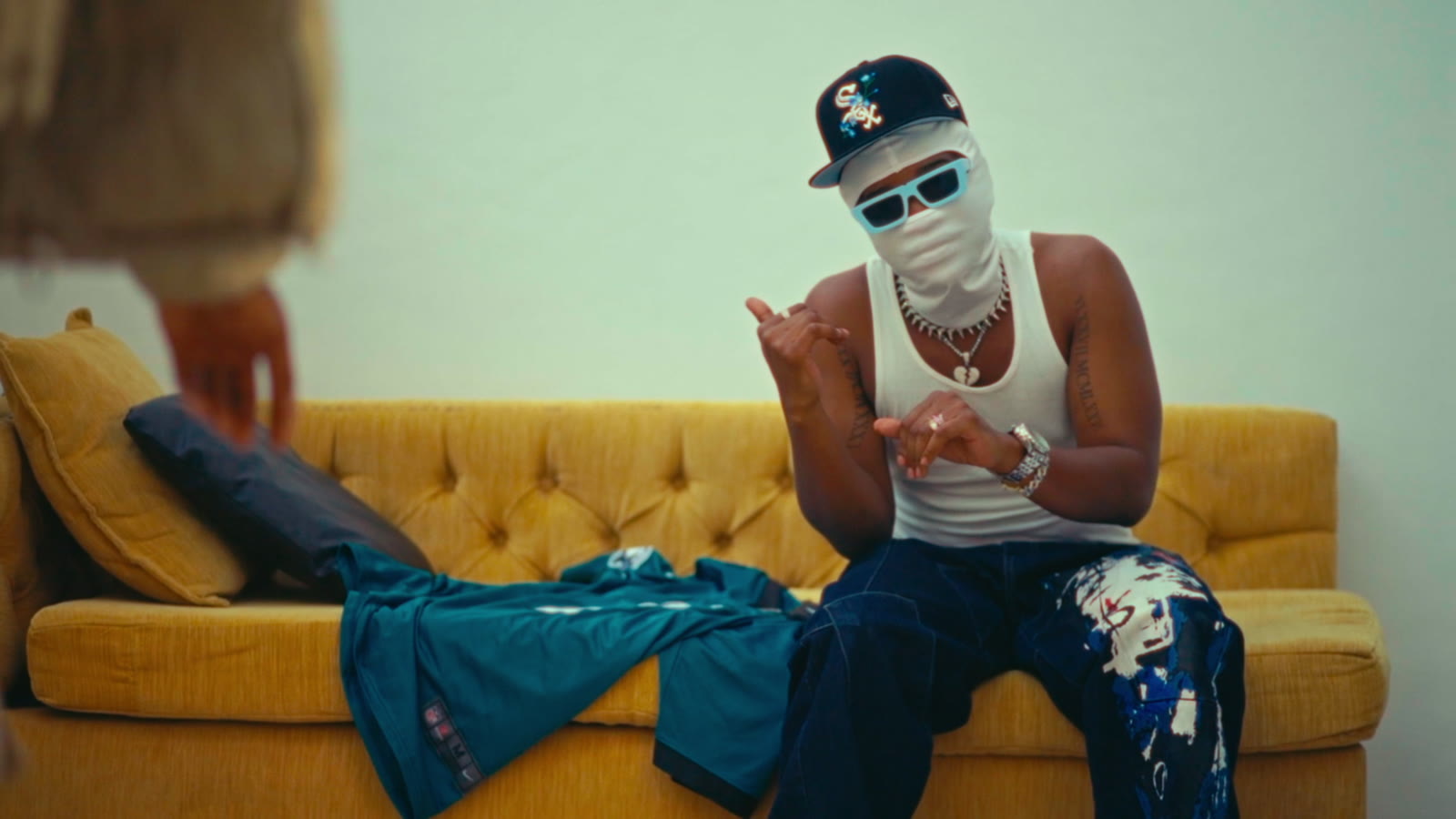 Denimwoods, Njuga