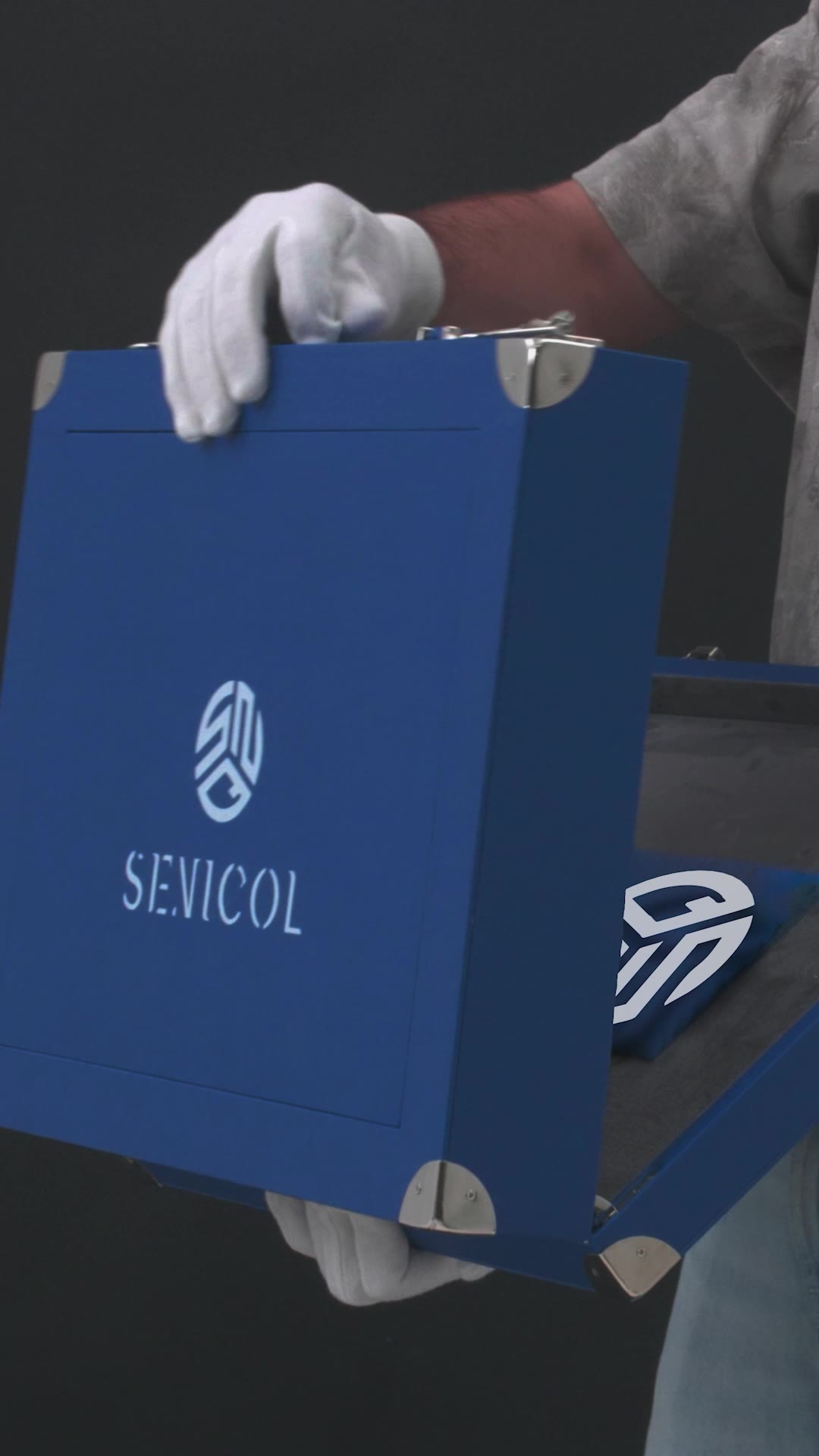 Senicol, Ice